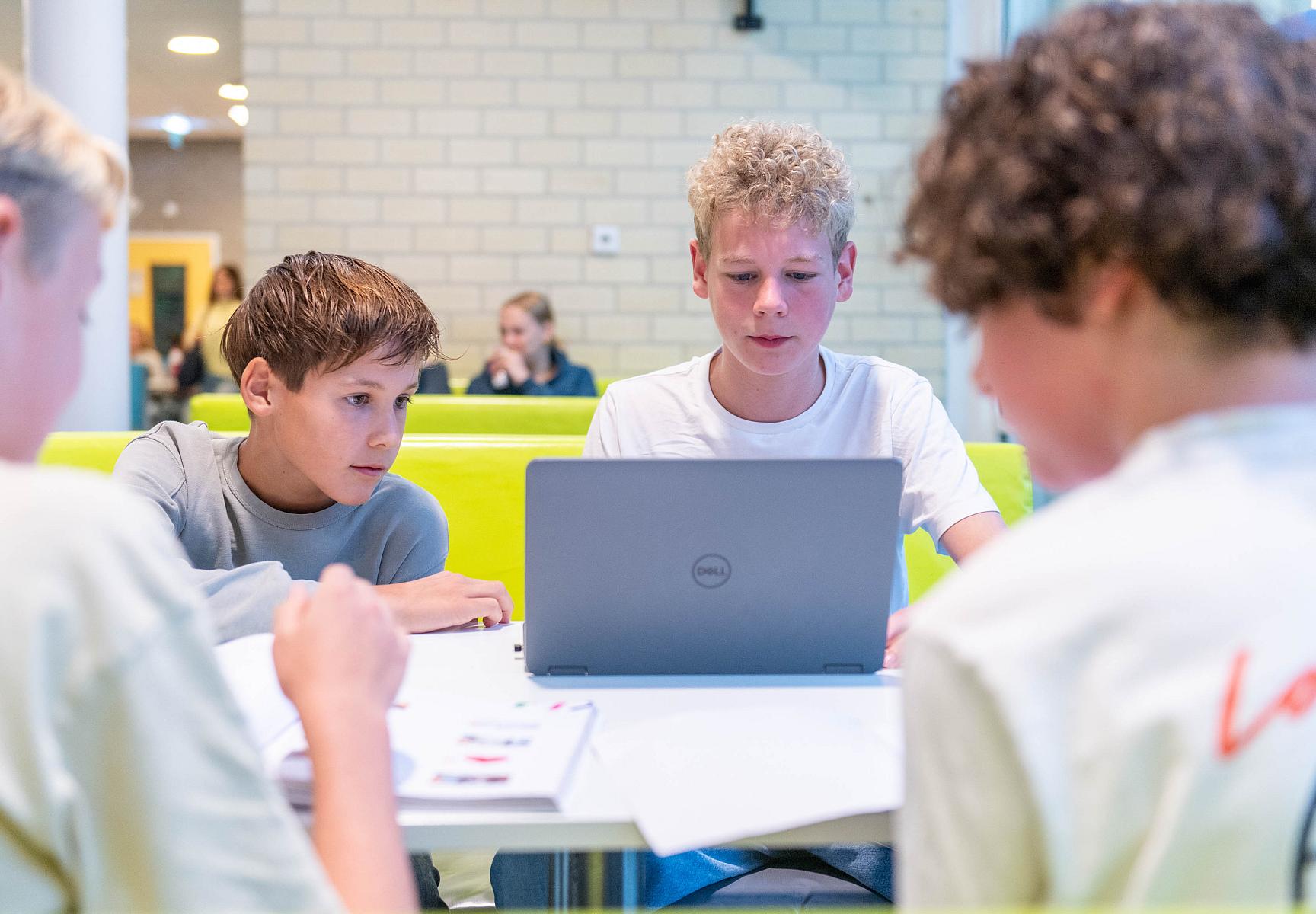 d' Oultremontcollege